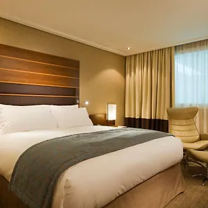 sofitel-london-heathrow.brighton-hotels-england.com/